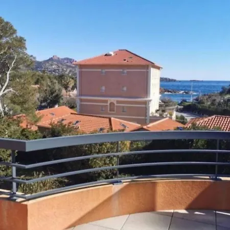 Joli Vue Et Collines Apartment